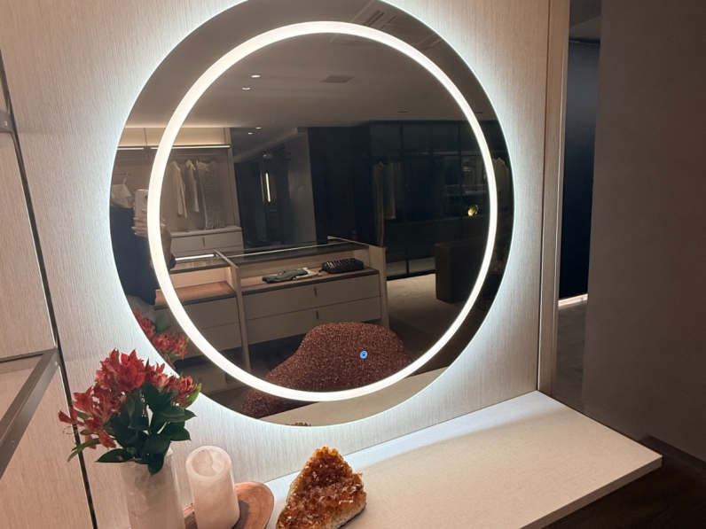 Mirror Organics - Showroom L'IDEA