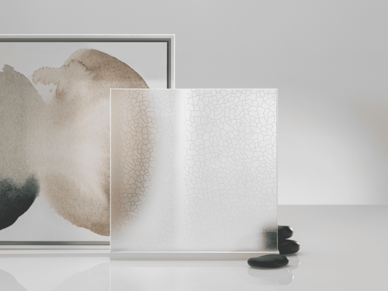 Seixos | As arestas se esvaem, as curvas irregulares se aproximam de um emaranhado biofílico. Encaixes de formas arredondadas que se completam e complementam. Ressoam uma natureza delicada.